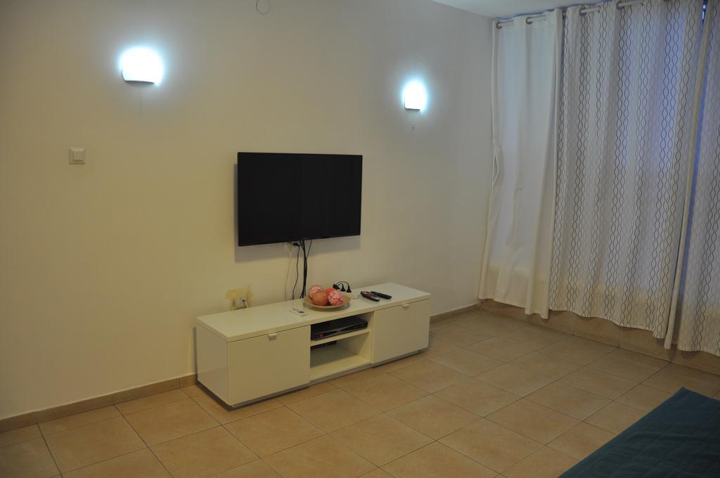 Isra Home Apartment Ben Gurion141 Bat Yam Dış mekan fotoğraf